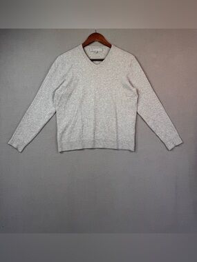 Neiman Marcus Cashmere & Silk Classic V-Neck Men's Sweater - Light Gray, M / L